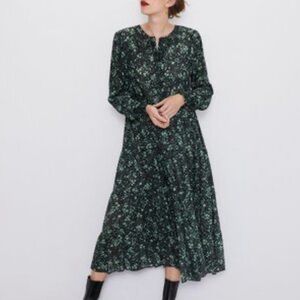 Women’s floral print dress. Brand new with tags